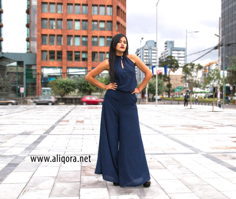 Pantalón maxy y crotop en azul